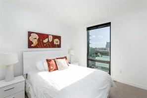 2 bedrooms, desk, iron/ironing board, free WiFi - Vibrant Location | nr Home Depot | Mins From DC (Reston)