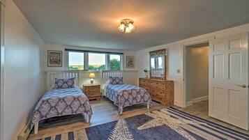 3 Schlafzimmer, laptopgeeigneter Arbeitsplatz, Internetzugang