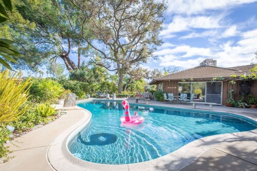 Nature lovers Wellness home ~ The Emerald Bungalow