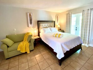 1 chambre, fer et planche à repasser, Wi-Fi gratuit, draps fournis