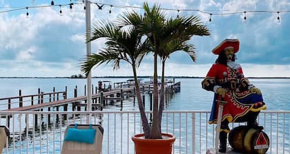Resort Condo Close To Beaches/Free Bikes