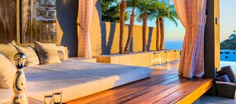 Maison de Cortes | Luxury Villa w/Butler, Bartender & Full Staff