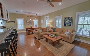 Cottage, 3 Bedrooms | Living room