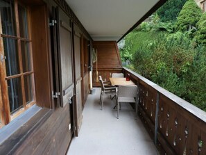 Outdoor dining - Halten (Hofmann) by Interhome (Zweisimmen)