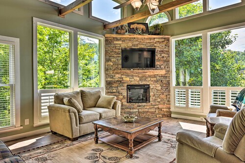 Renovated Home w/ Private Dock on Watauga Lake