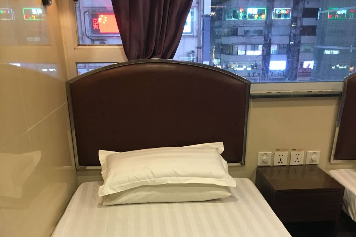 双人房 | 隔音、免费 WiFi、床单