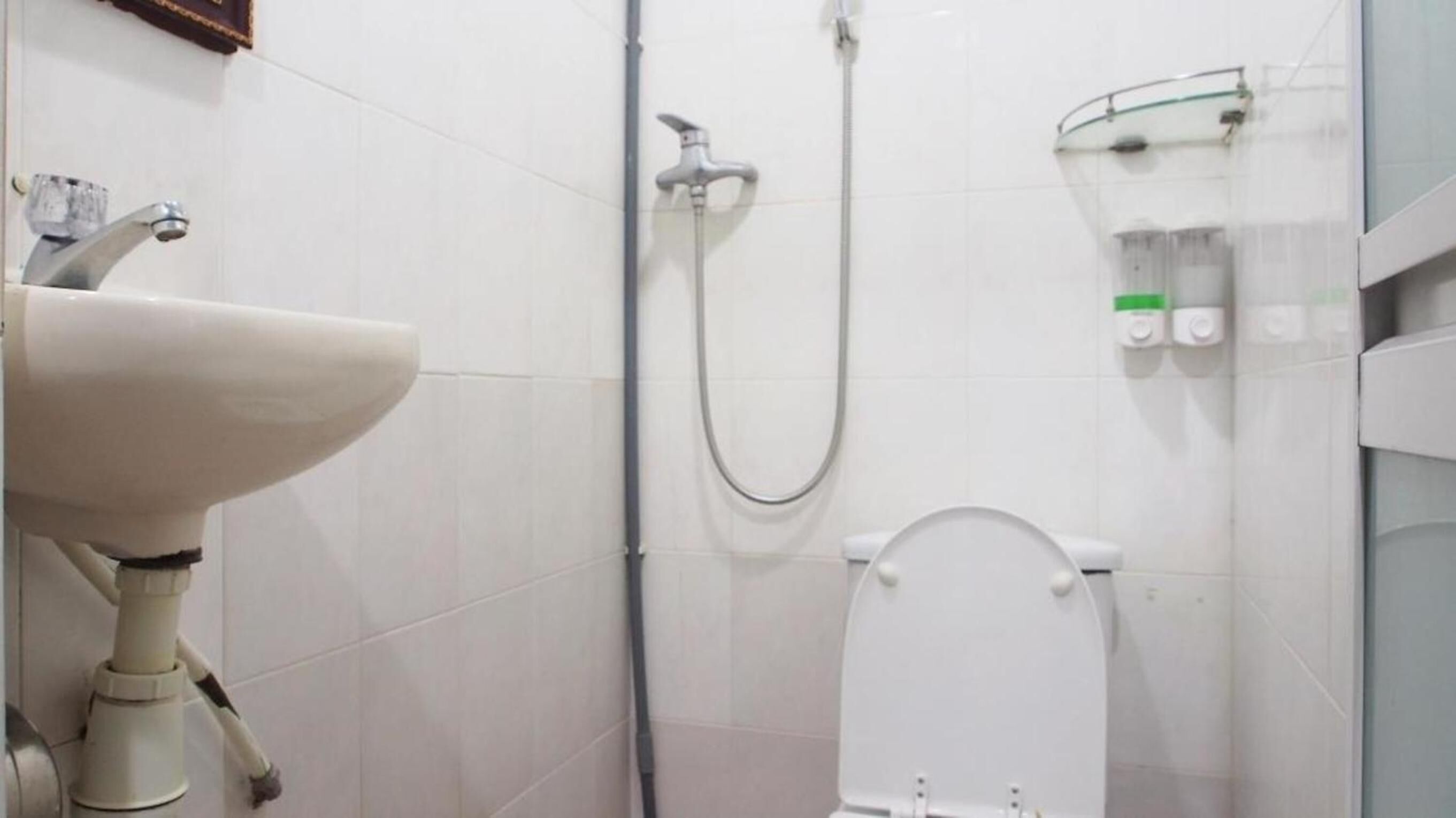 Photo - City HK Guest House 24 HOUR RECEPTION Block D & E 10TH FLOOR