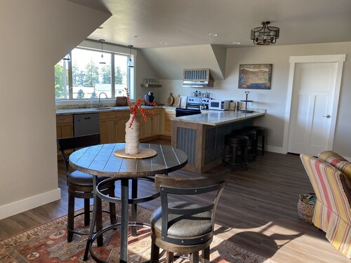 The Flat at Flathead Lake