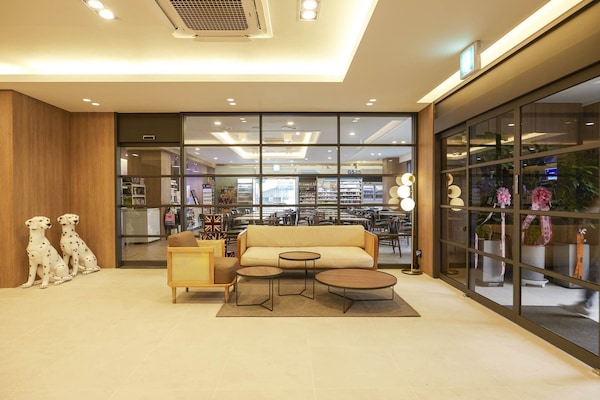 Sala de estar en el lobby