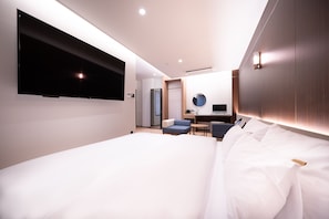 Suite Room | Literie de qualité supérieure, matelas mémoire de forme, Wi-Fi gratuit