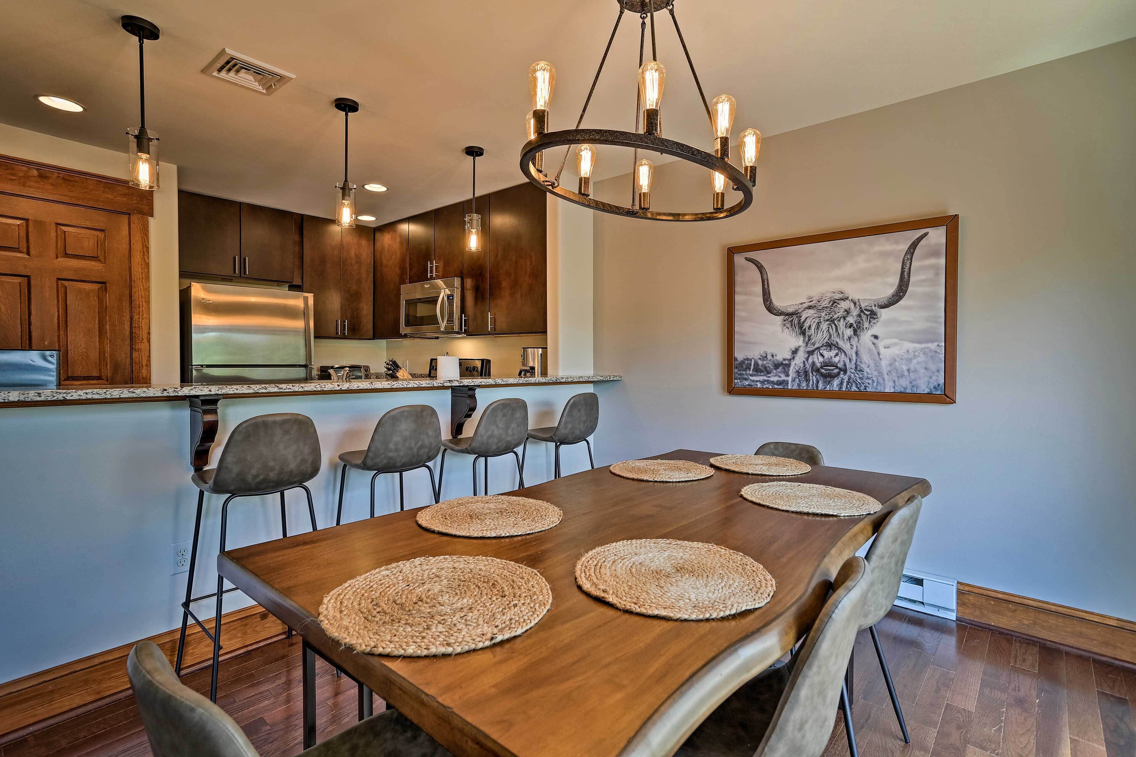 Retreat w/Game Room & Deck, 1 Mi to Camelback