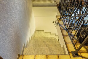 Interior - Apartment “Mathilde Wohnung Unten” in Rural Area near Lake Constance with Wi-Fi (Engen)