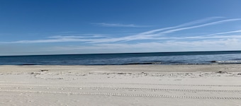 Incommunicado Gulf Front Private RV Lot