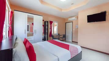 Standard Double Room | Free WiFi, bed sheets