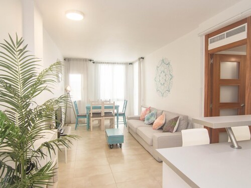 MANDALA BY BLAUSITGES Centric apartment, modern and close to the beach