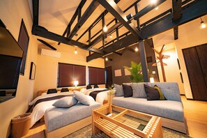 Premium Penthouse (2F) | Desk, blackout drapes, soundproofing, iron/ironing board - East One (Tokyo)