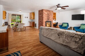 TV, fireplace, table tennis