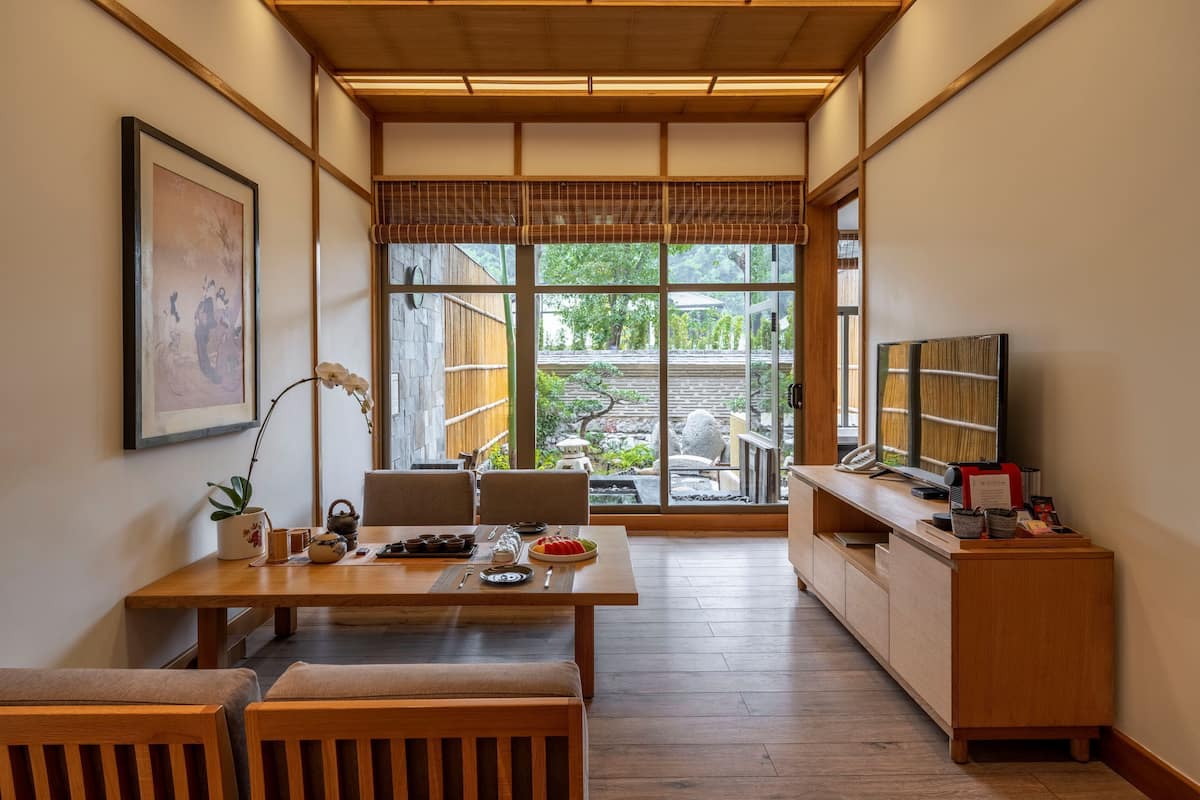 Washitsu Ichi with Public Onsen | Living room