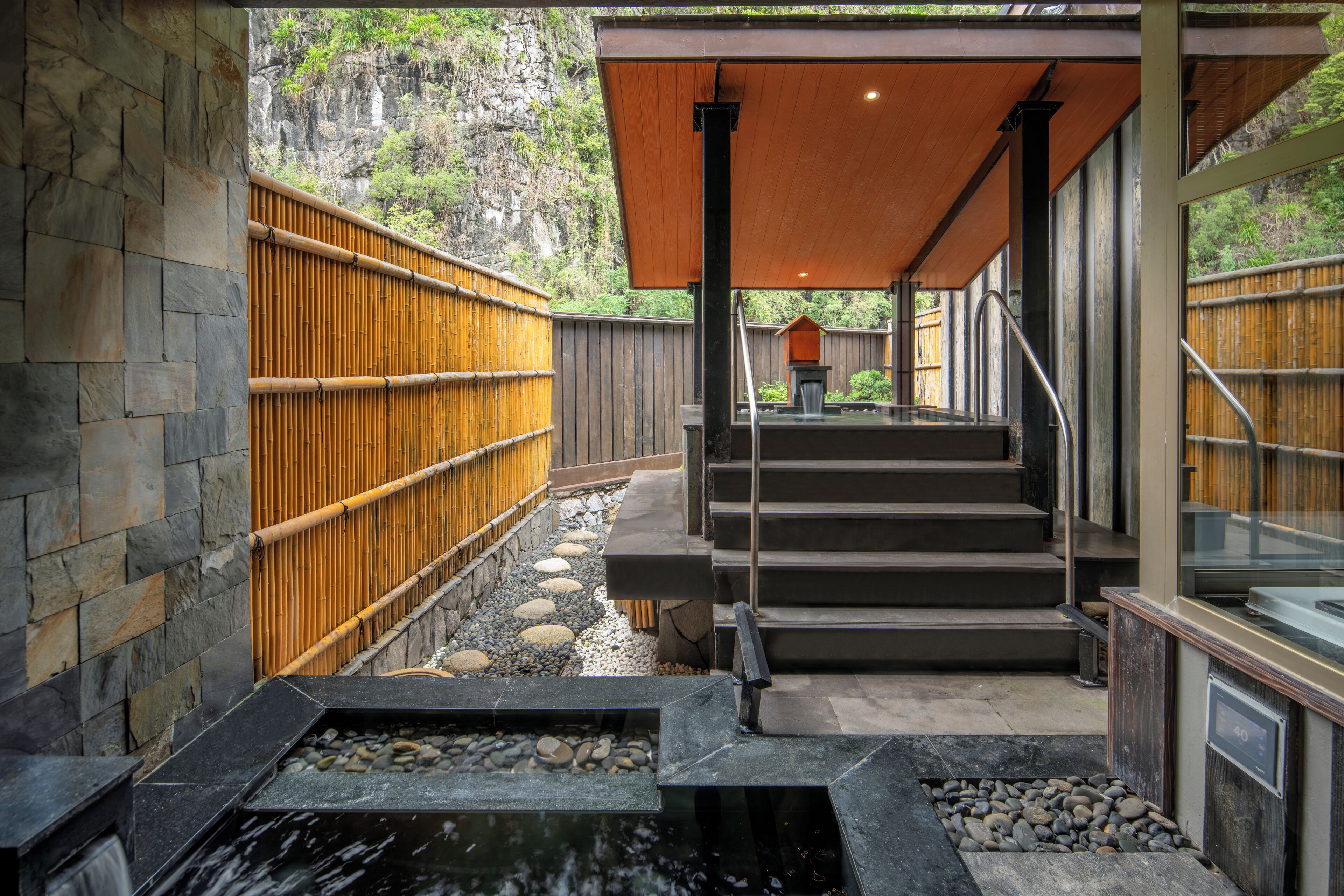 Habitación Deluxe, 2 camas individuales | Bañera de hidromasaje privada