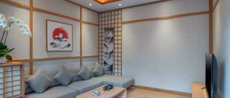 Villa, 2 Bedrooms | Living area | Smart TV