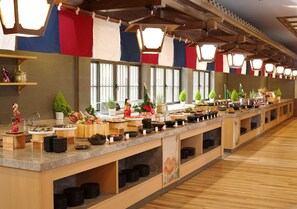 Daily Japanese breakfast (VND 405000 per person)