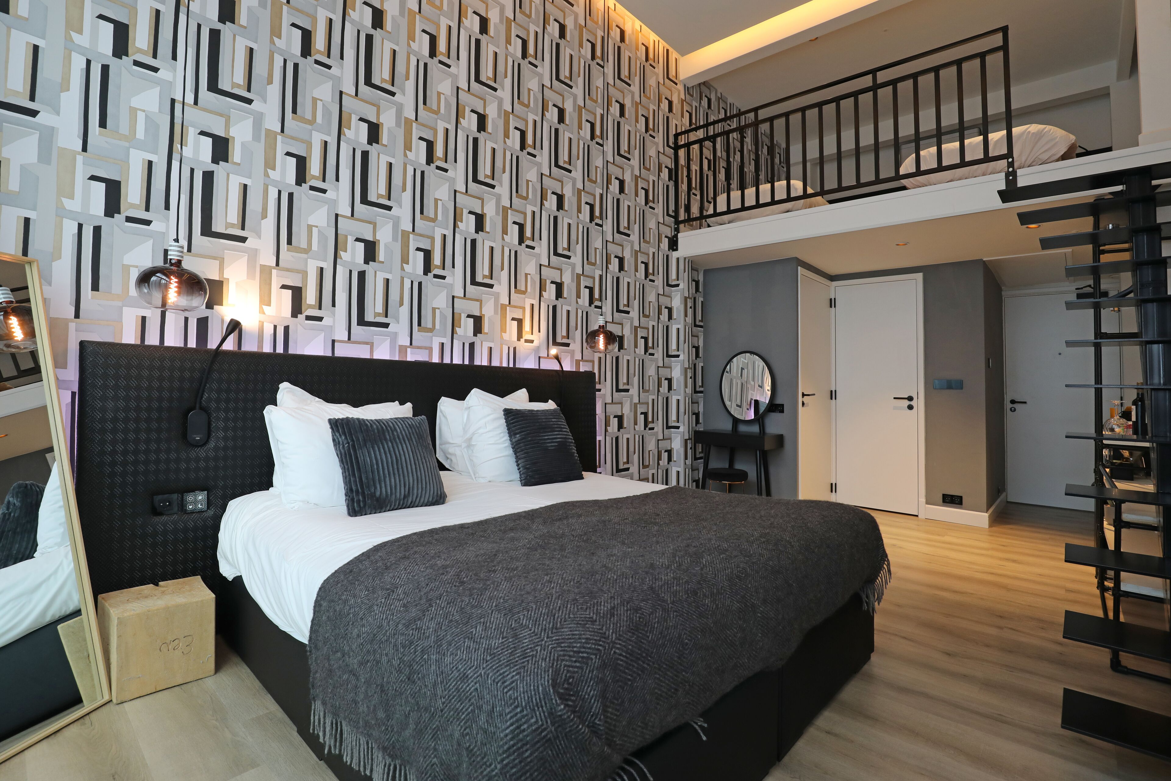 Family Studio Suite | Premium bedding, memory foam beds, minibar, in-room safe