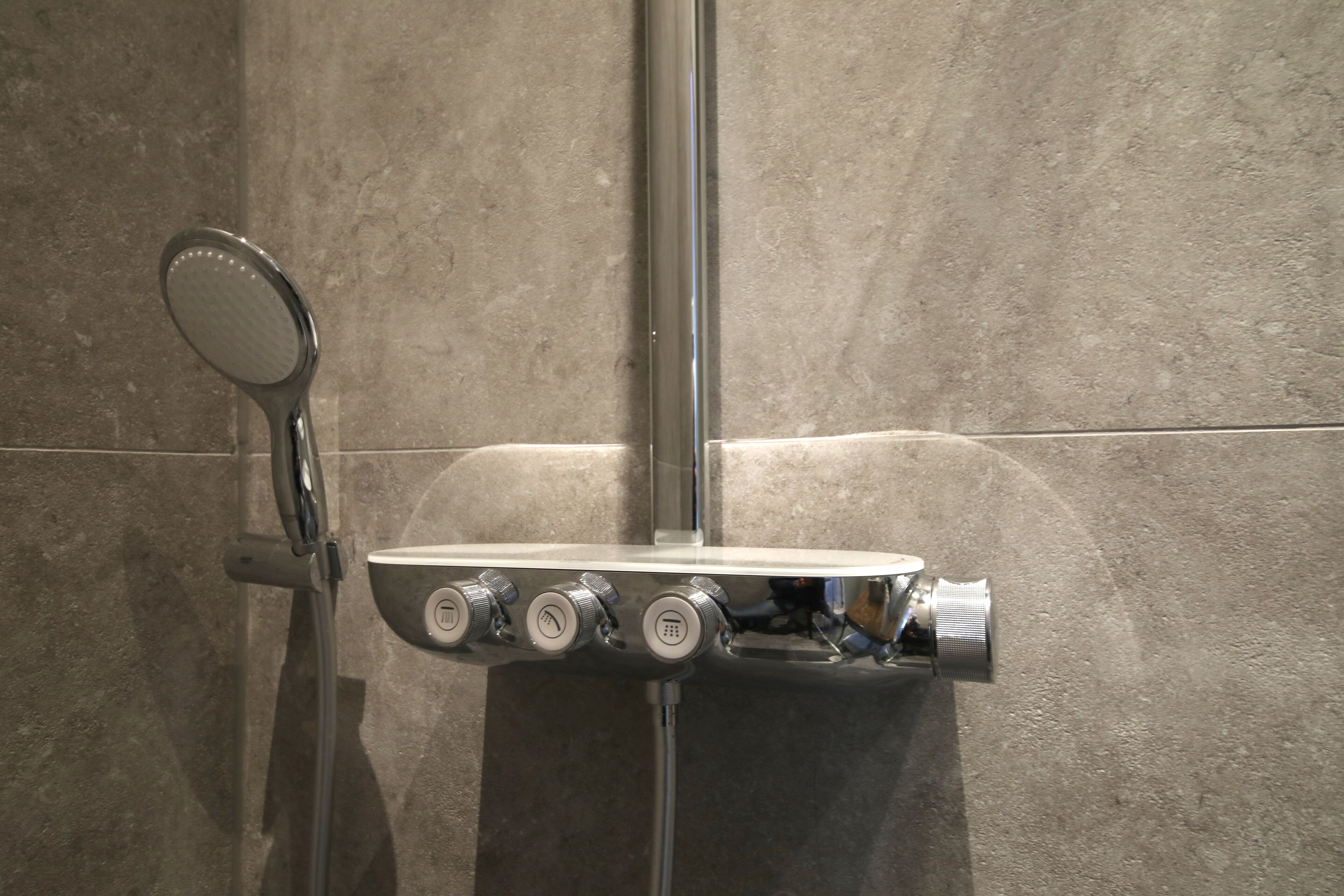 Dusj på badet