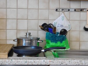 Refrigerador, microondas, horno