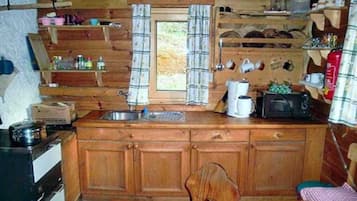 Réfrigérateur, micro-ondes