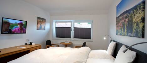 1 chambre, coffres-forts dans les chambres, Wi-Fi, draps fournis