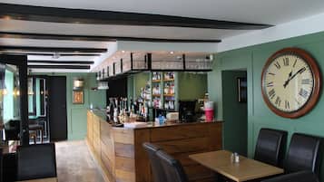 Bar (en el alojamiento)