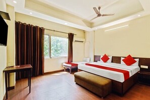 Family Room | Free WiFi - Aone Rooms (Jaipur)