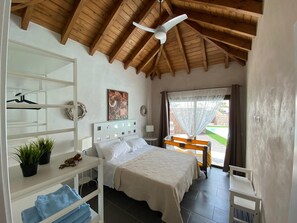 3 soverom, strykejern/-brett, reiseseng for barn og wi-fi (inkludert)