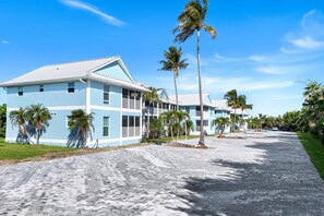 Exterior - SEASHELLS #39 - April & May Discounted Rates & 3 Night Min.! (Sanibel)