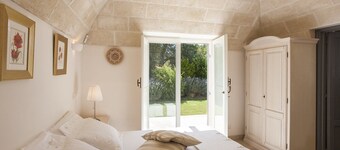 Trulli Stella - Rare & Immaculate with unique outdoor kitchen  (3 Bed, 2 bath)