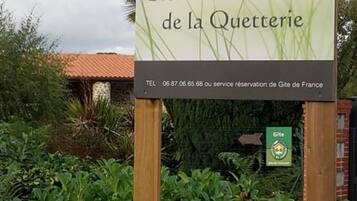 Enceinte de lâhĂ©bergement