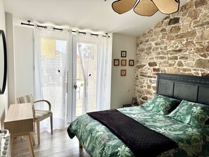 2 chambres, accès au Wi-Fi (inclus)
