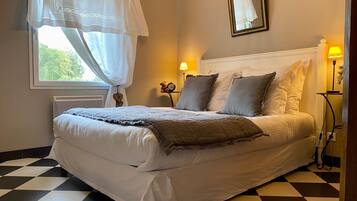 2 habitaciones, wifi gratis y ropa de cama