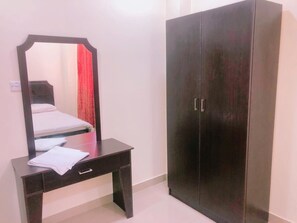 Departamento básico | Ropa de cama de alta calidad y camas con efecto memoria 