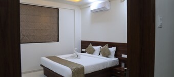 StayBird - Nest, Kharadi