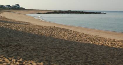 Küstennahes Ferienhaus: 500m zum Strand, Terrasse, WiFi, ideale Lage in Batz-sur-Mer