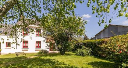 Gßte 2 chambres avec jardin privé, équipements bébé, internet, à 20 km de St Nazaire