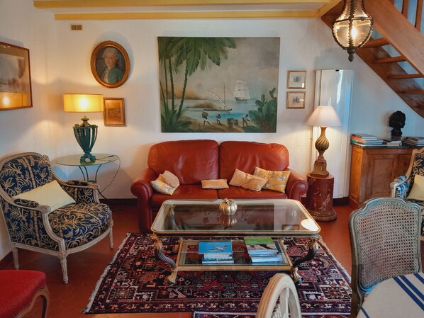 Televisión y reproductor de DVD 