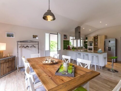 Cozy Cottage Amidst Nature with Garden, Terraces, and Lake Proximity