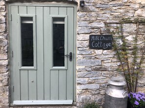 Exterior detail - Two bedroom stone cottage near Dartmoor and Devon beaches (Pridhamsleigh)