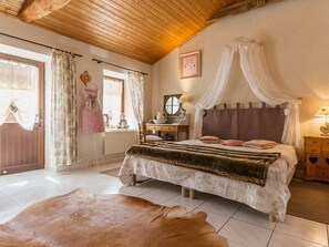 1 chambre, Wi-Fi gratuit, draps fournis
