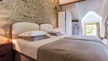 3 chambres, Wi-Fi gratuit, draps fournis