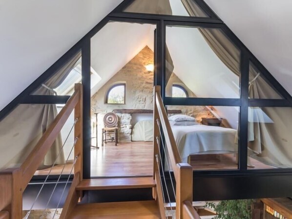 3 soverom, wi-fi (inkludert) og sengetøy