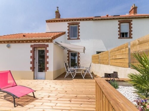 Charming Countryside Home near the Sea with Playground and Baby Gear