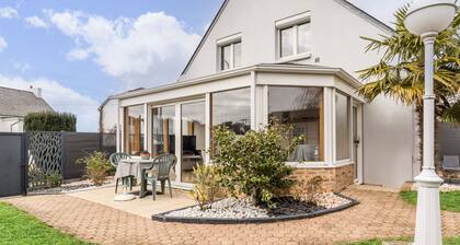 Family-Friendly Cottage with Garden, Terrace & WiFi in La Baule